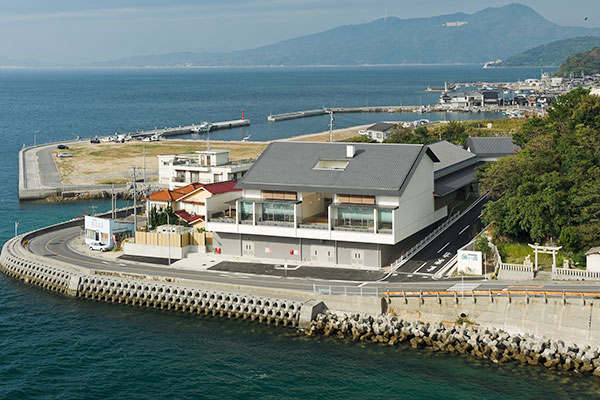 上関海峡温泉　鳩子の湯