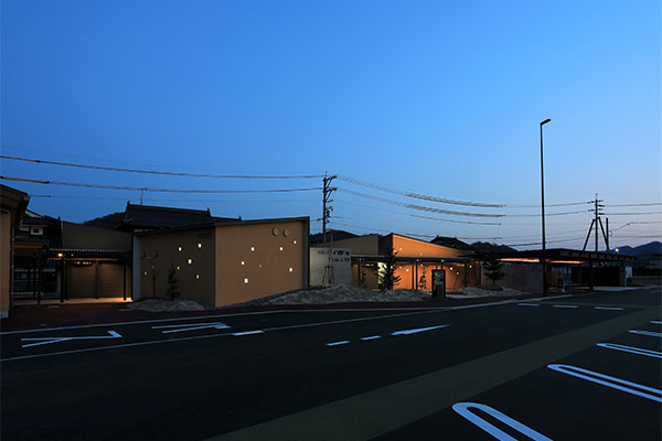 道の駅三矢の里あきたかたトイレ棟